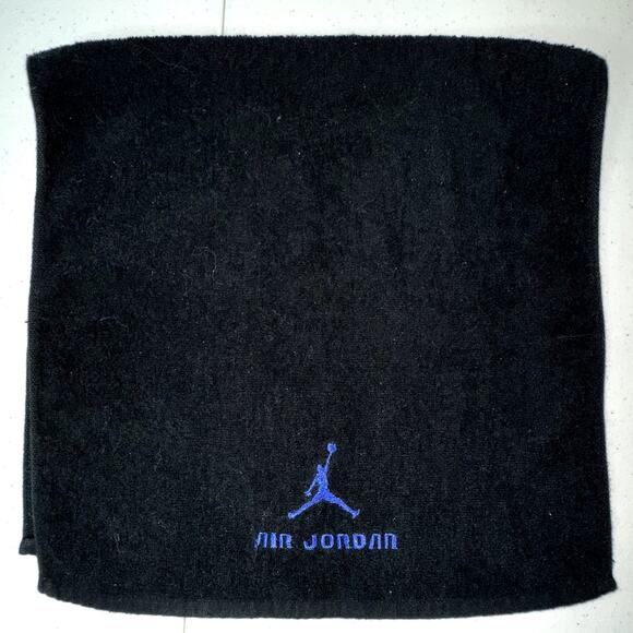 Air Jordan 18 OG Black and Royal Blue Basketball Rally Hand Towel 27"x13" - Picture 1 of 6